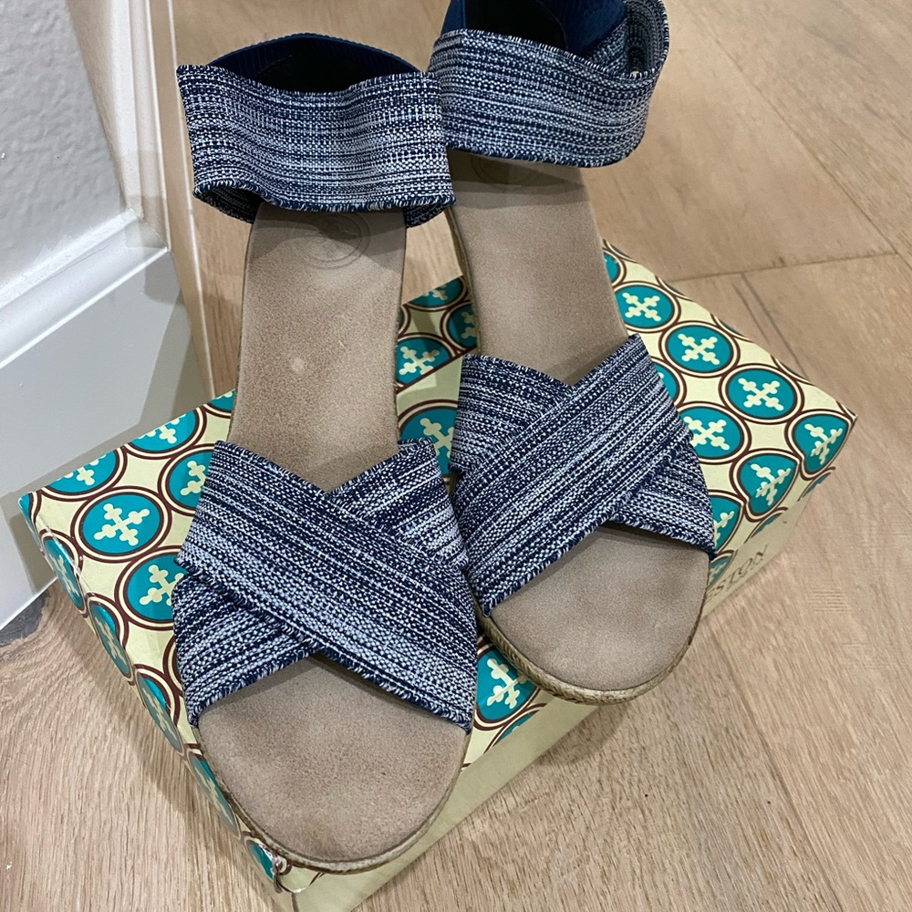 Charleston Sandals